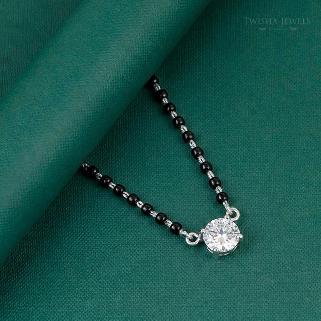 925 Silver Avni Sutra | Minimal Mangalsutra