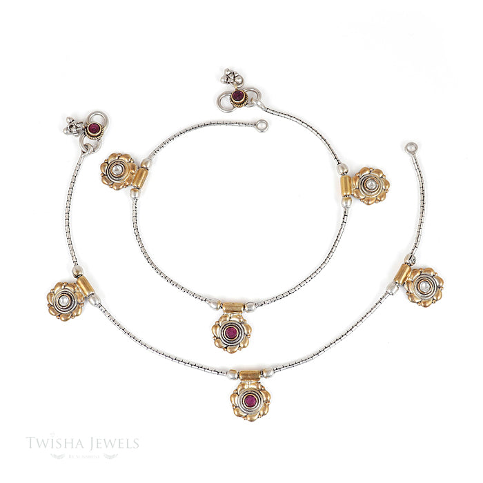 Ruby Emerald Rajpayal Anklet