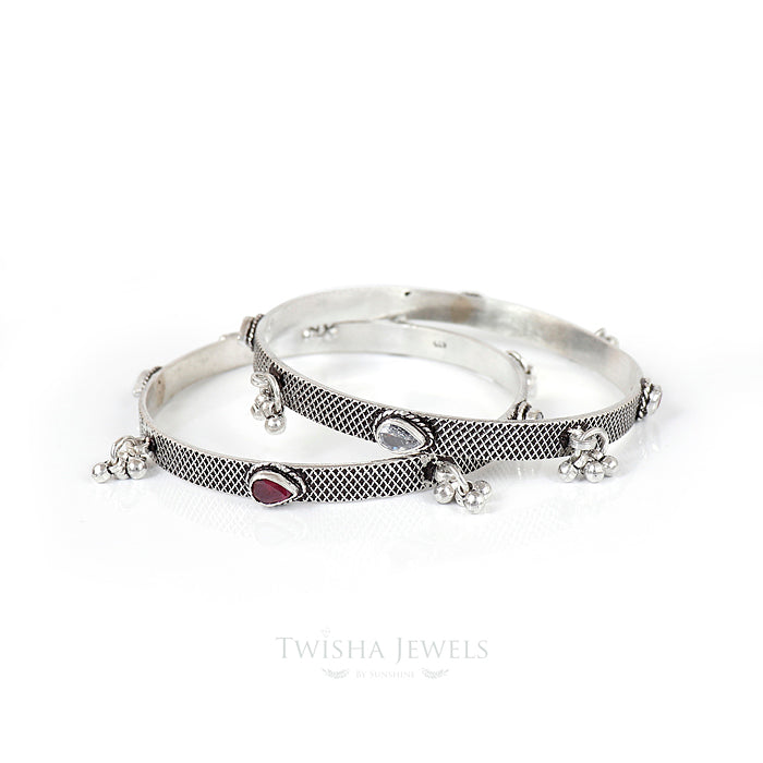 Aura Stone Ghungroo bangle