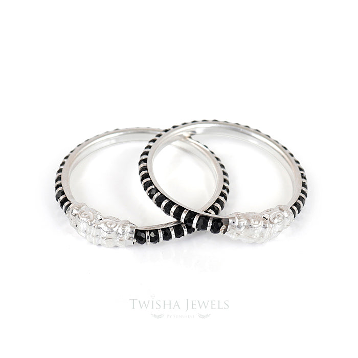 Pure Silver Black Grace