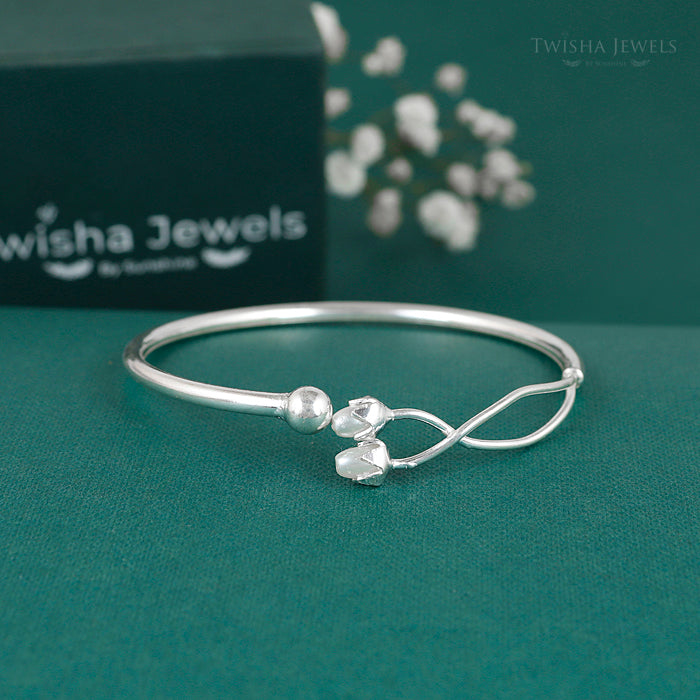 Silver Elegant Charm Bangle
