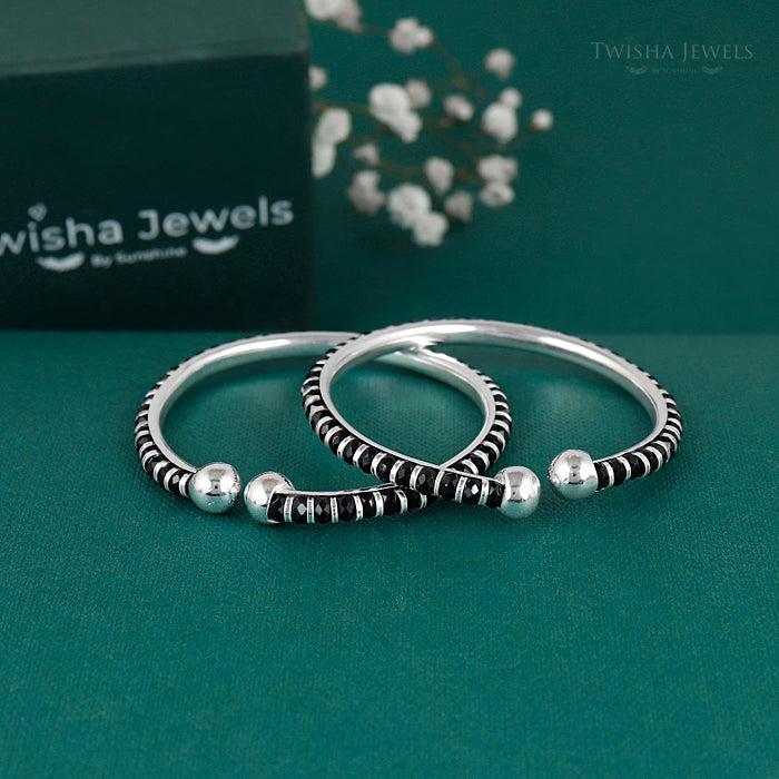 Essential Silver Kada