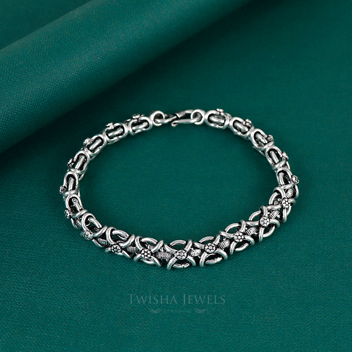 Shahi Valor Bracelet