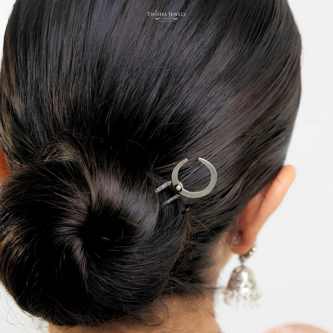 Crescent Moon 925 Silver Hairpin – Elegant Bun Styling Accessory