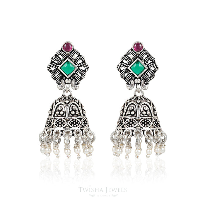 Laal Hara Mani Jhumka