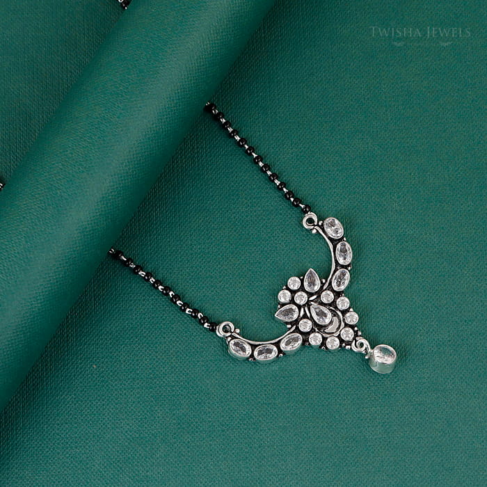 Silver Chandrika Bloom Mangalsutra