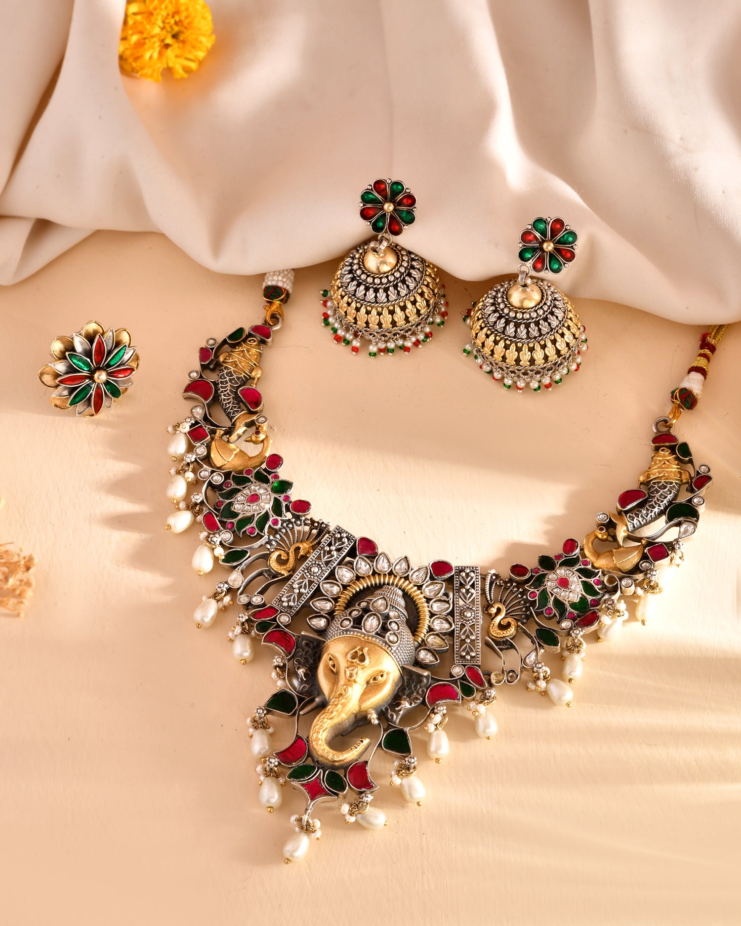 Majestic Rajwada Ganesha Set