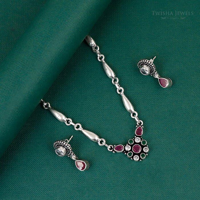 Ruby Veil Silver Necklace Set