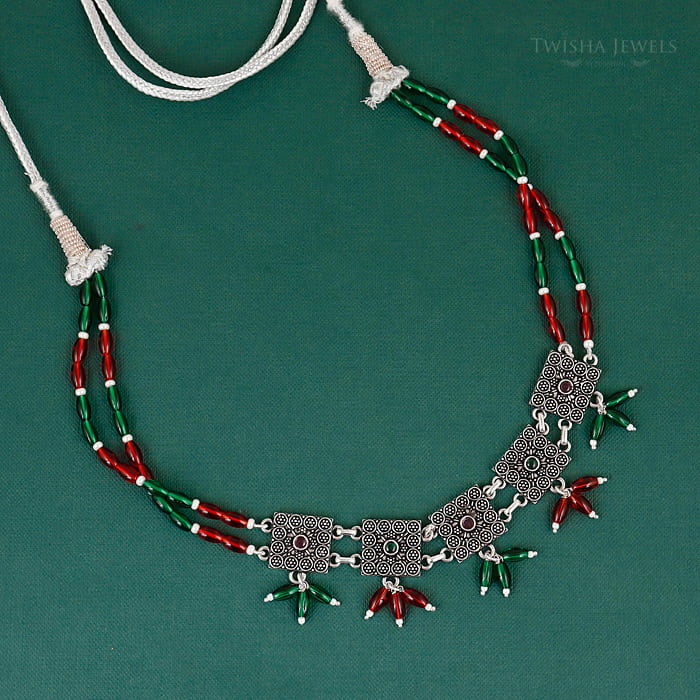 Avyra Royal Charm Necklace Set