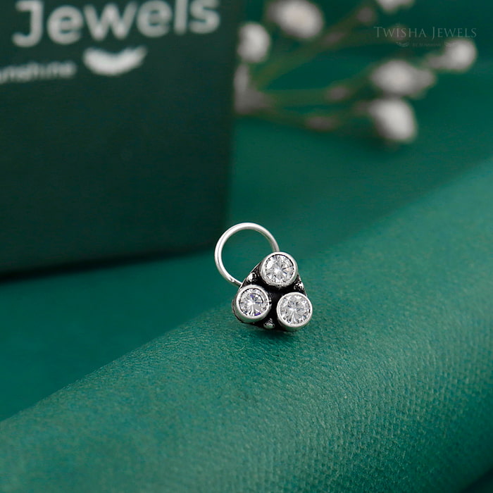 Silver Sunbeam Charm Nosepin