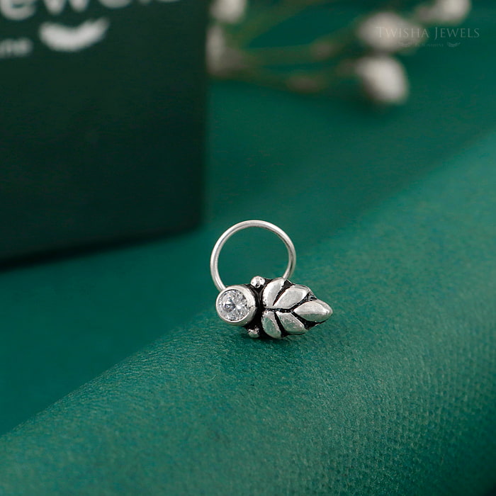 Silver Noor Charm Nosepin