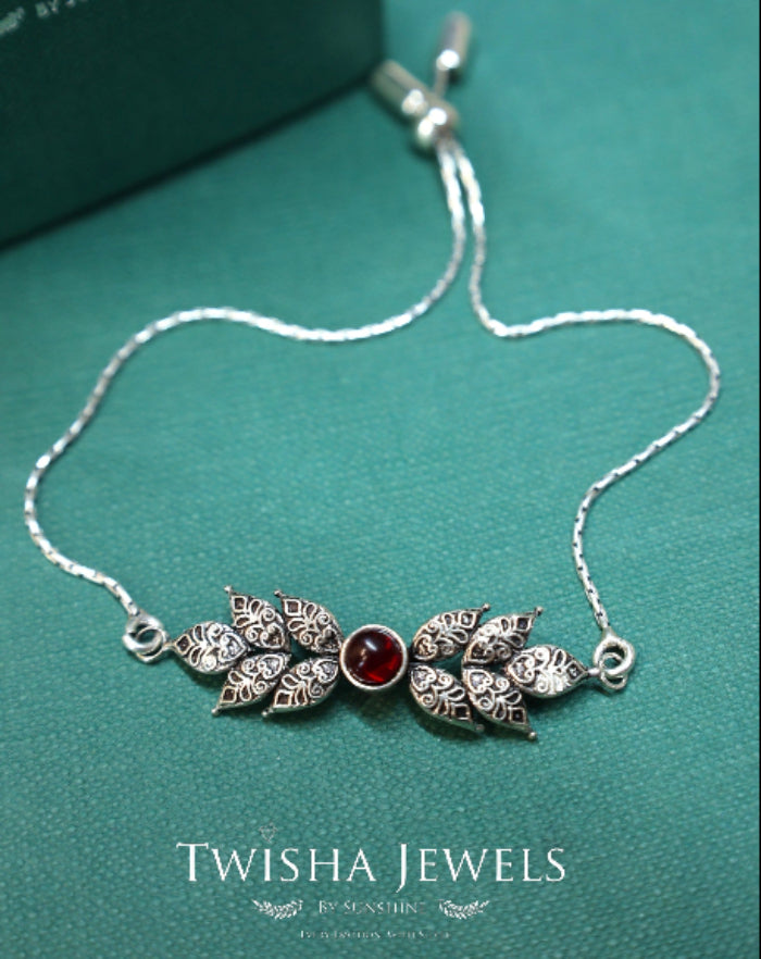 Gulnaar Grace Adjustable 925 Silver Bracelet