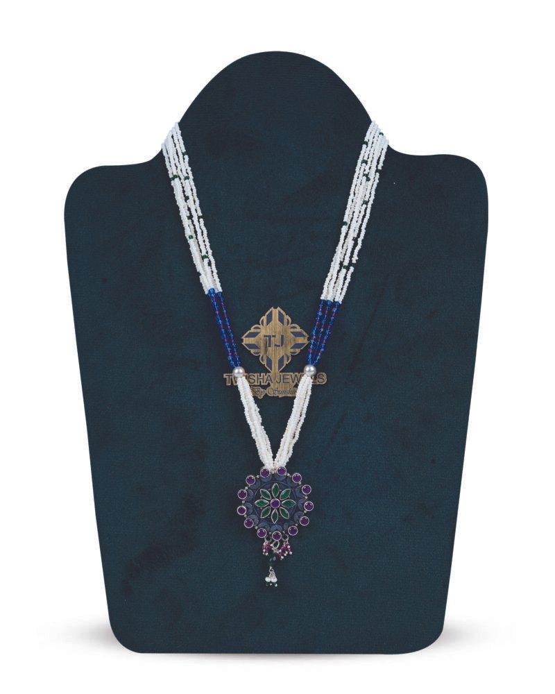 Emerald Red Pendant with Blue Sapphire Beads Necklace